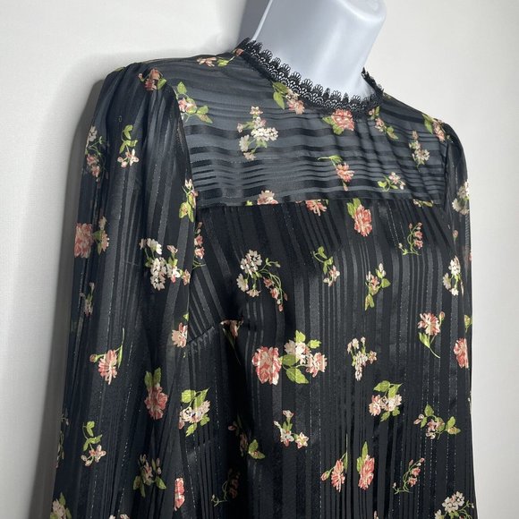 ModCloth Accentuated Ease Sheer Black Metallic Floral Overlay Blouse - Picture 4 of 8